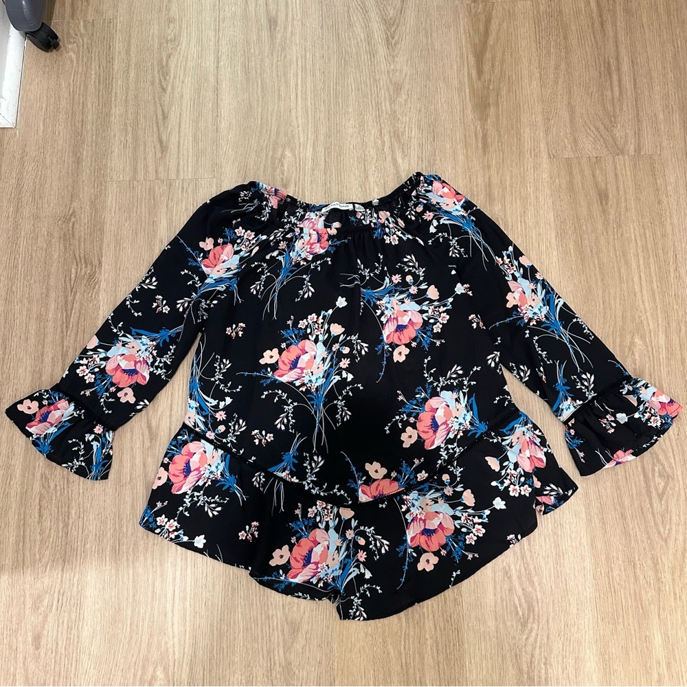 Notations Floral Off the Shoulder Ruffle Sleeve Blouse